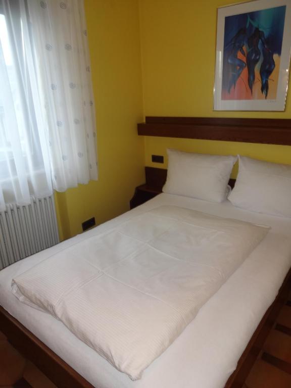 Hotel Ricci Rust Luaran gambar